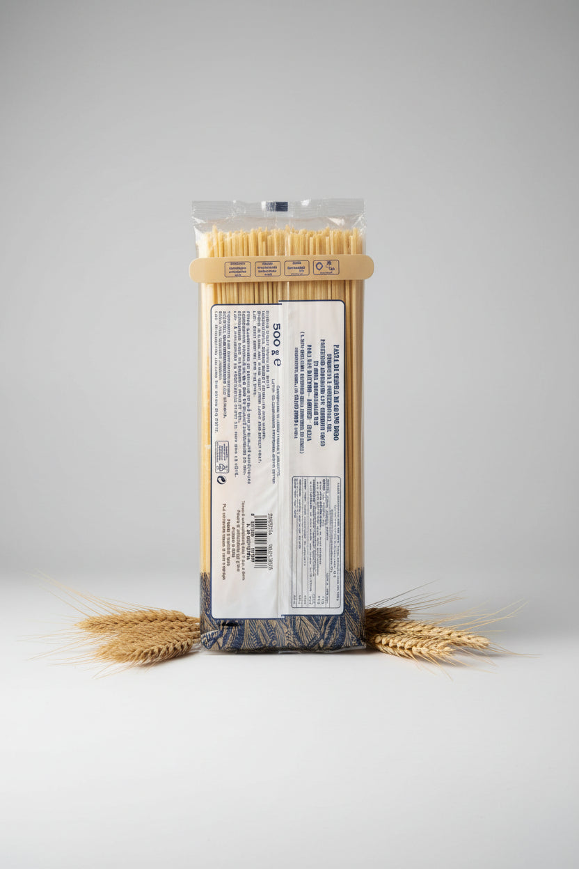 Dettagli Pacco pasta alla Chitarra artigianale Cav. Giuseppe Cocco, Fara San Martino Abruzzo, trafila ruvida di bronzo, selezionata dalla bottega Fratelli Belfiore di Vasto