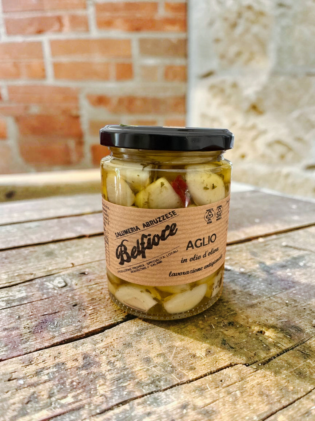 Garlic Marinated in Olive Oil