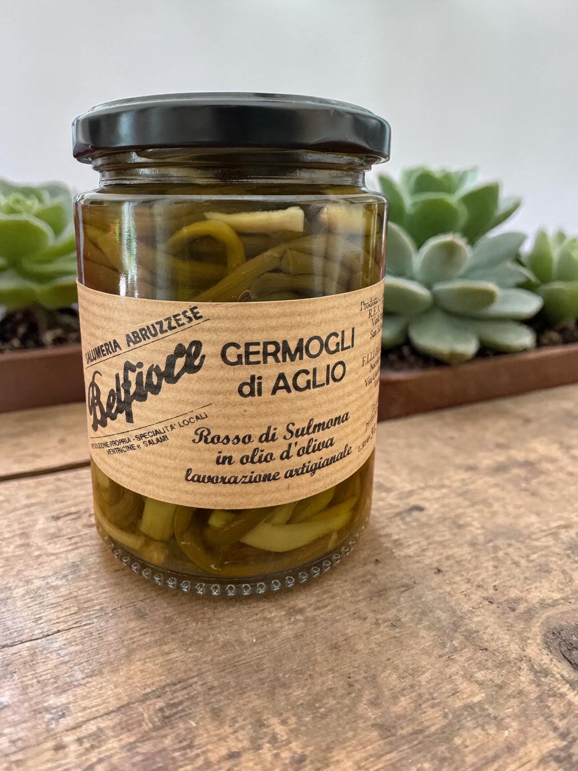 Red Sulmona Garlic Sprouts | Preserve